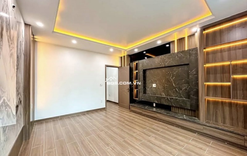 NGUYỄN LƯƠNG BẰNG - TÂY SƠN: Nhà Mới 6TẦNG, Thang máy, Nở hậu, Sổ đỏ CC, Sẵn Ở ngay